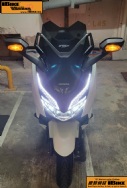 HONDA Forza 300