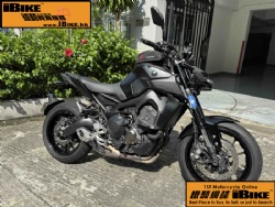 YAMAHA MT-09