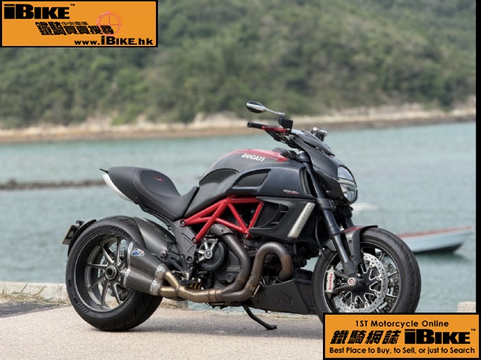 DUCATI Diavel Carbon �q�樮