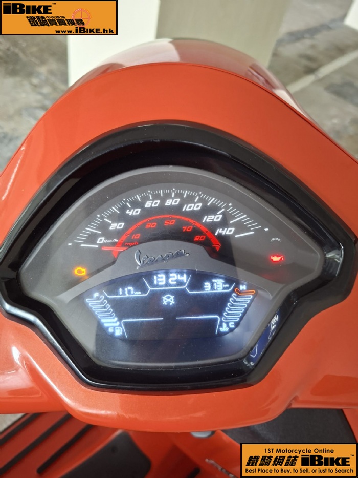 Vespa / Piaggio GTS300 Supersport �q�樮