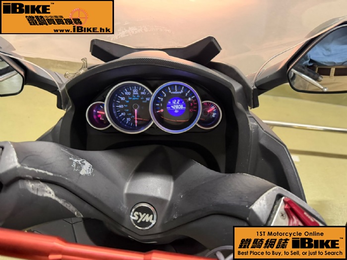 SYM GTS 300i �q�樮