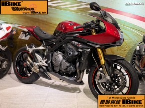 TRIUMPH Speed Triple 1200RR