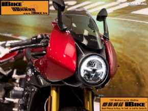 TRIUMPH Speed Triple 1200RR �q�樮