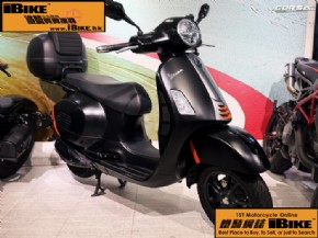Vespa / Piaggio Vespa - GTS300 Supersport