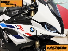 BMW S1000RR M package