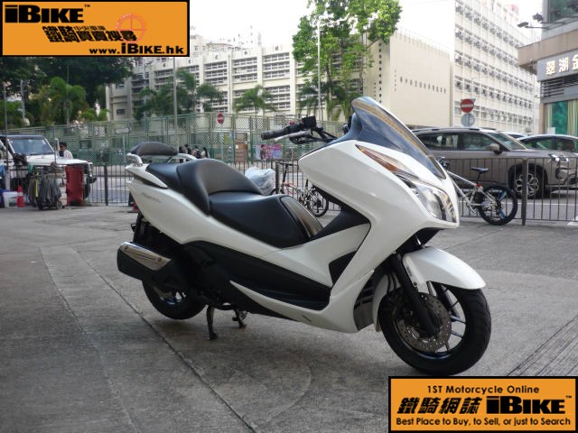 HONDA �x��!!Forza 300 2��,��f �q�樮