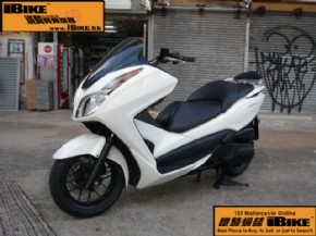 HONDA �x��!!Forza 300 2��,��f �q�樮