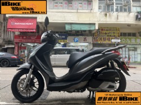 Vespa / Piaggio Medley S 150 q樮