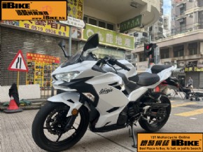  Kawasaki Ninja 400