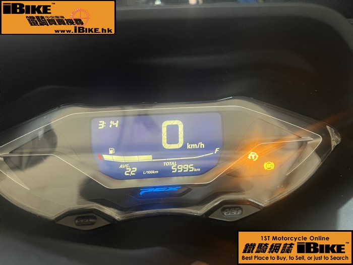 HONDA PCX160 �q�樮