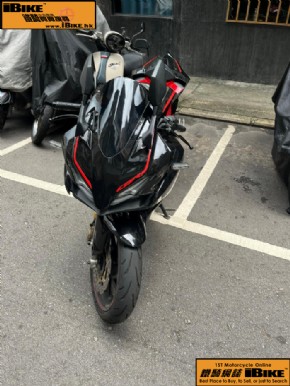 HONDA CBR250RR