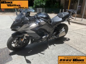  Kawasaki Ninja 1000SX