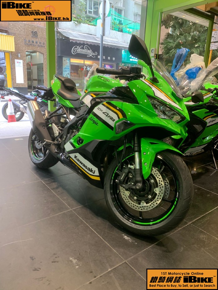Kawasaki ZX-4RR �q�樮