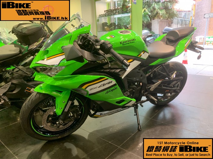 Kawasaki ZX-4RR �q�樮