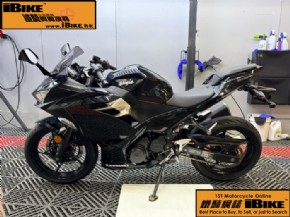 Kawasaki Ninja 400 �q�樮
