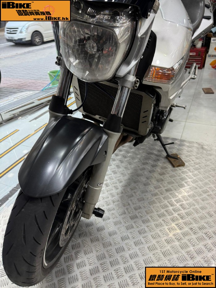 SUZUKI GSR600 (GSR600) �q�樮