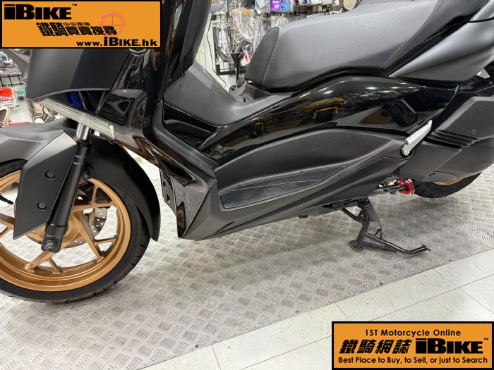 YAMAHA Xmax 300 �q�樮